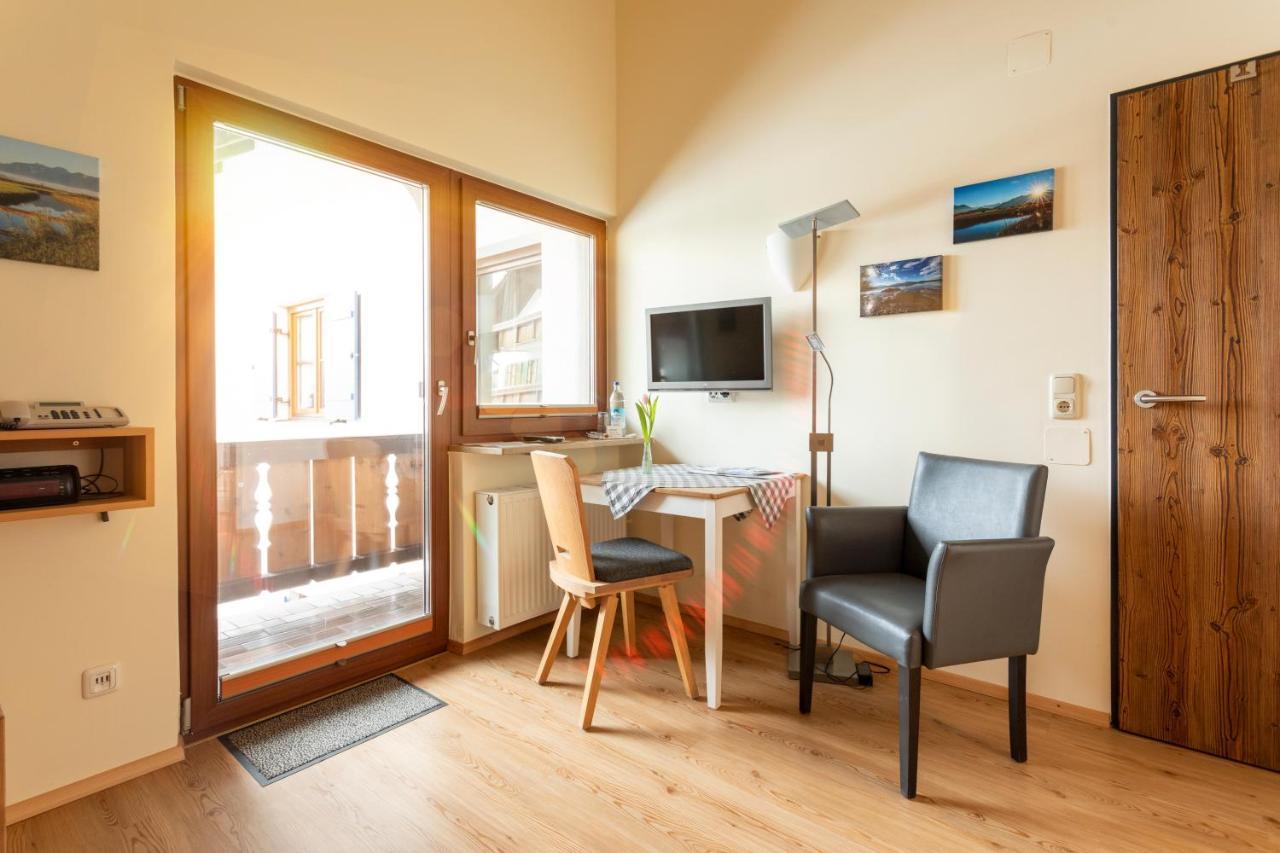 Kurbad Und Landhaus Siass Bad Kohlgrub Luaran gambar