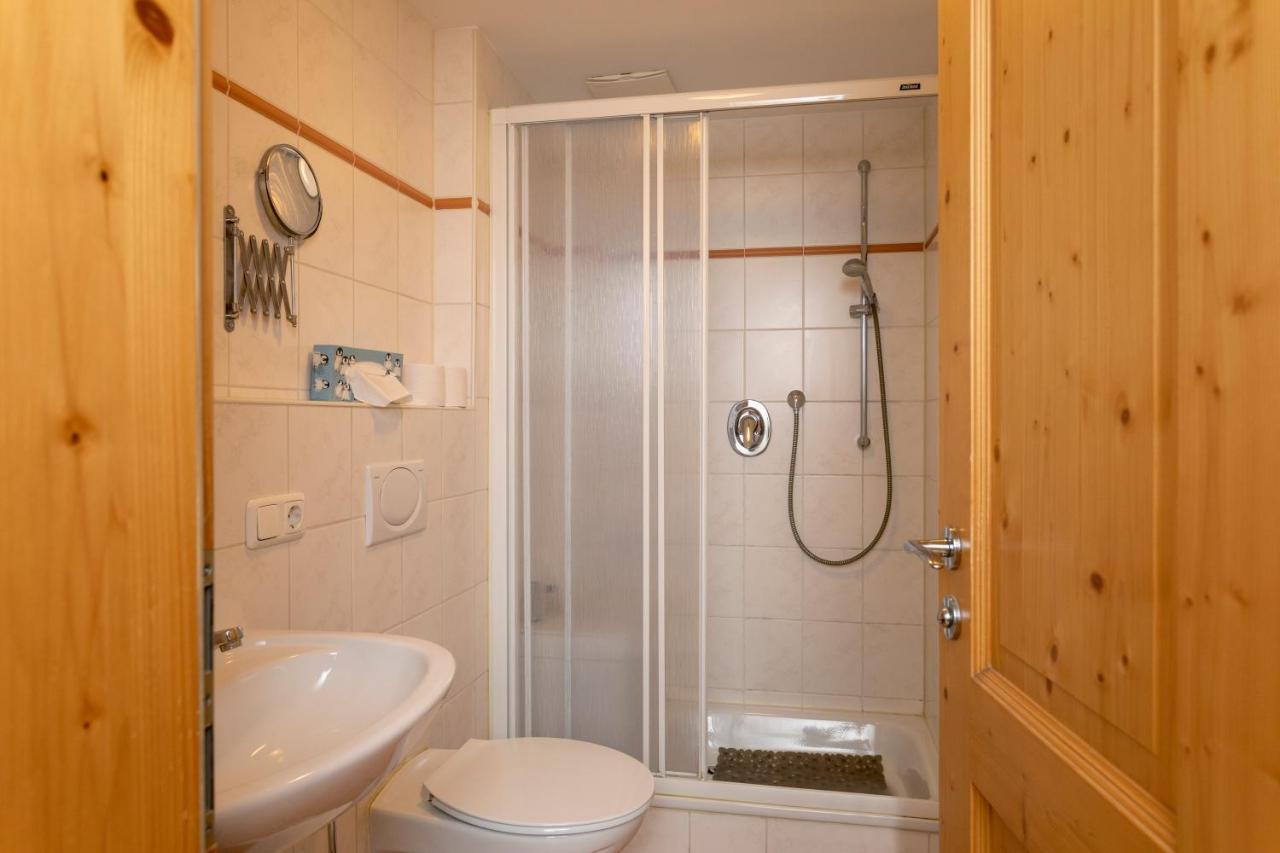 Kurbad Und Landhaus Siass Bad Kohlgrub Luaran gambar